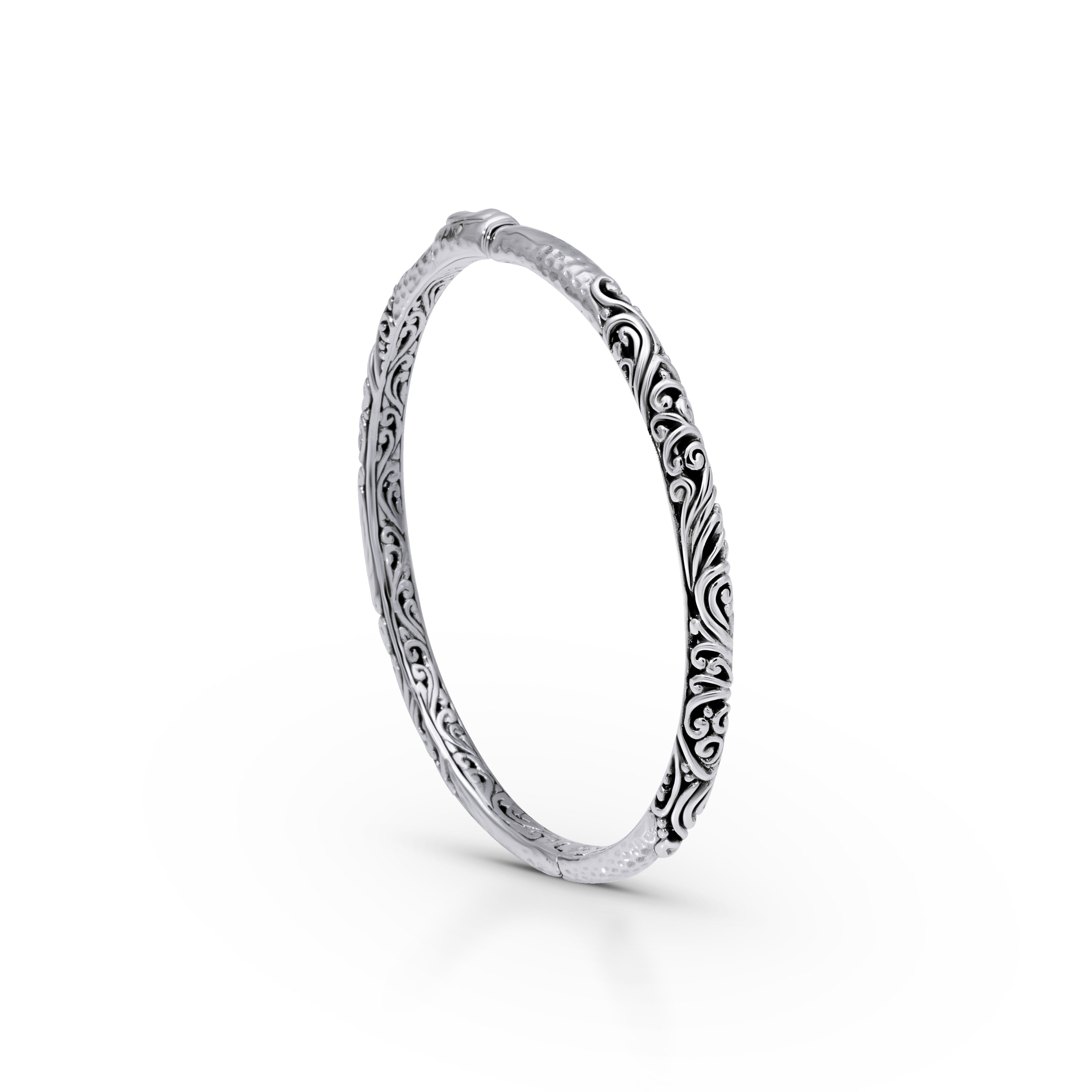 Eternal Flow – Balinese Artisan Sterling Silver Bangle