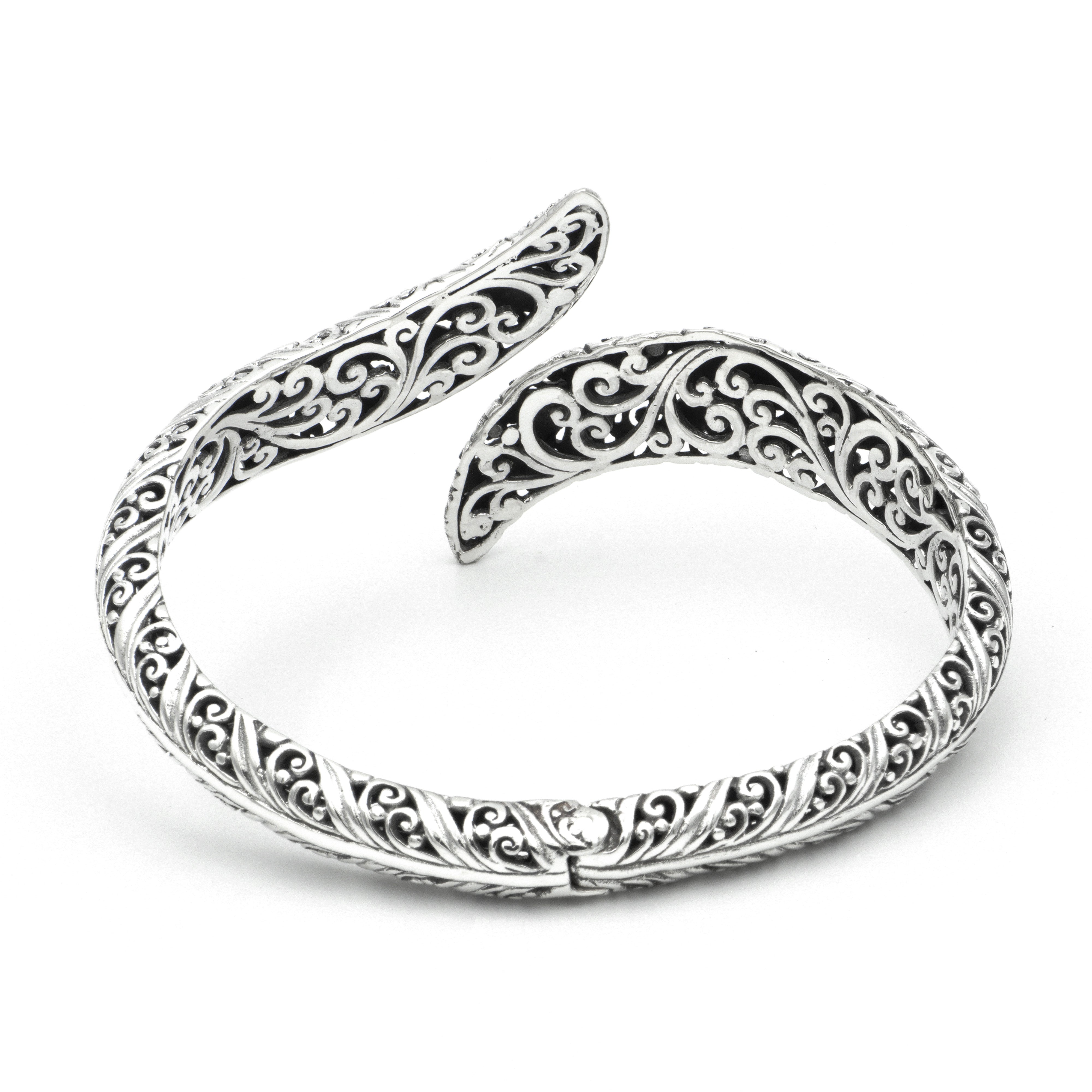 Balinese Artisan 925 Sterling Silver Leaf of Faith Bangle